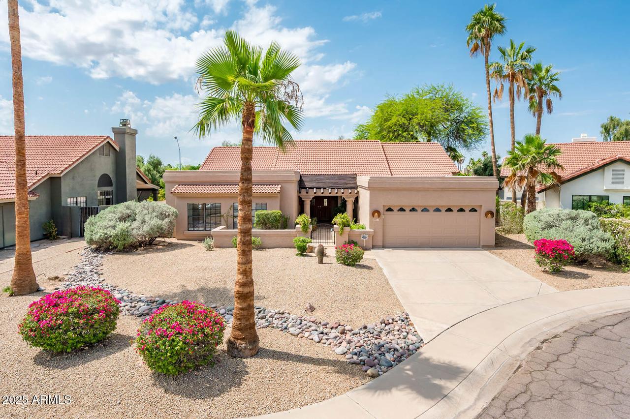 8977 E Ludlow Dr., Scottsdale, AZ 85260