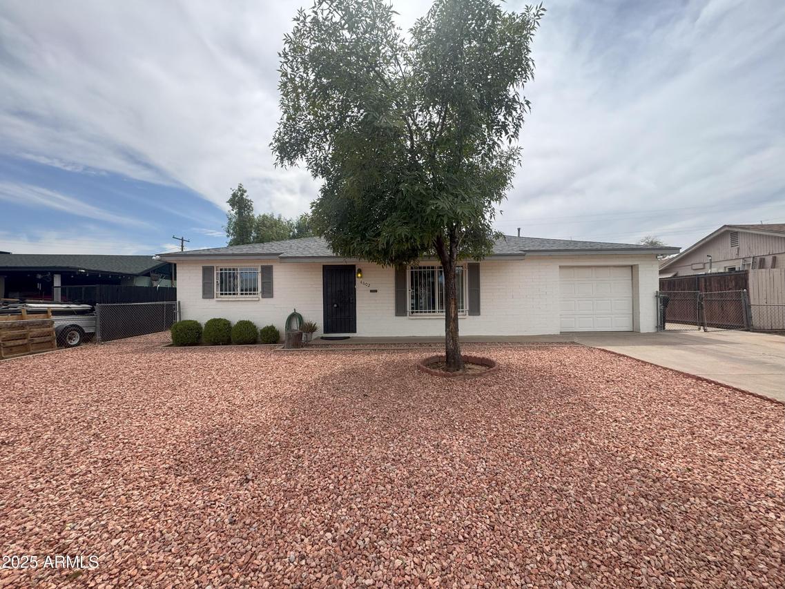 4602 N 50th Ave., Phoenix, AZ 85031