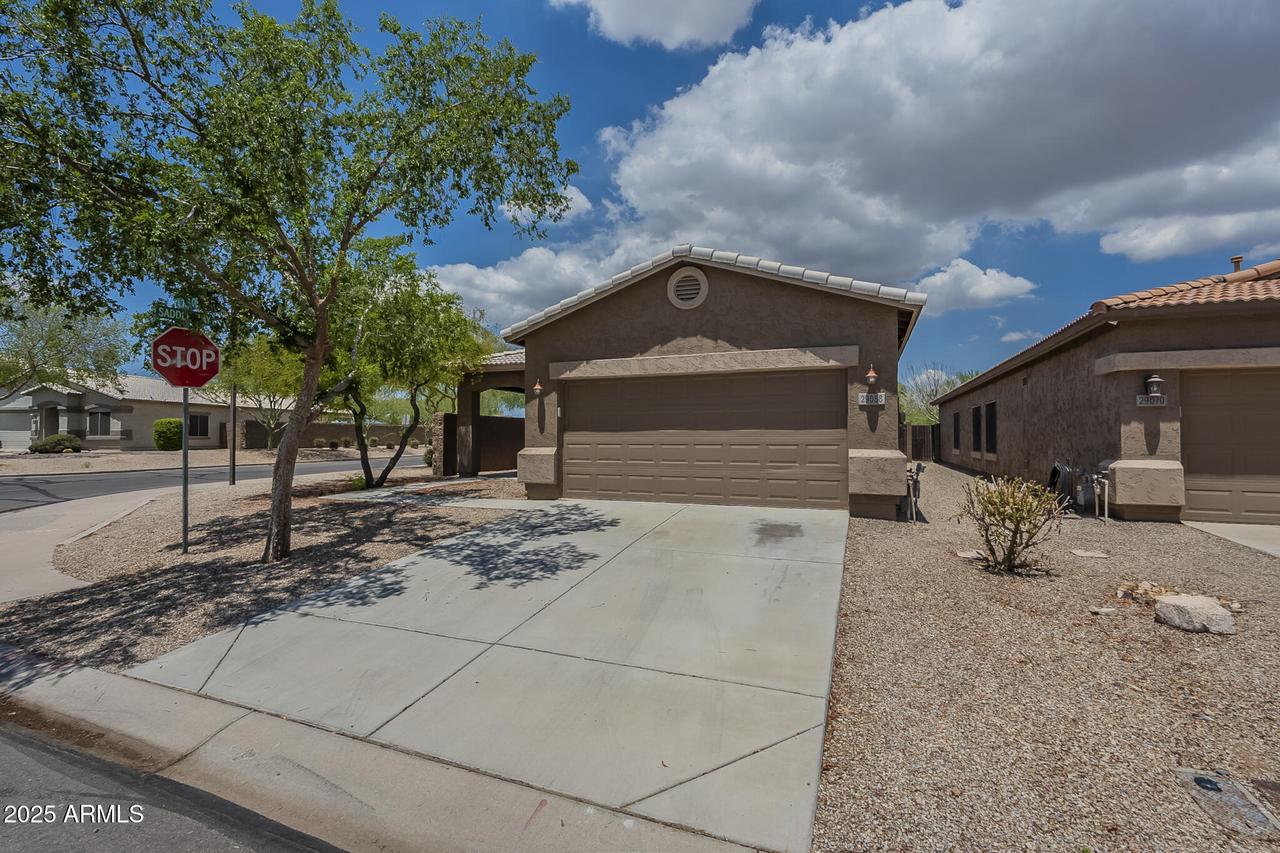 29058 N Cactus Cir., San Tan Valley, AZ 85143