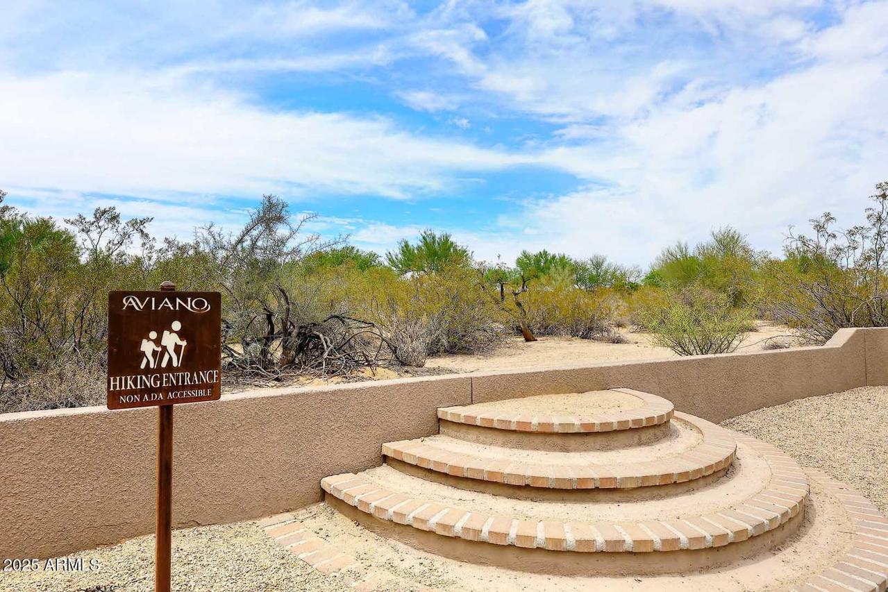 3931 E Crest Ln., Phoenix, AZ 85050