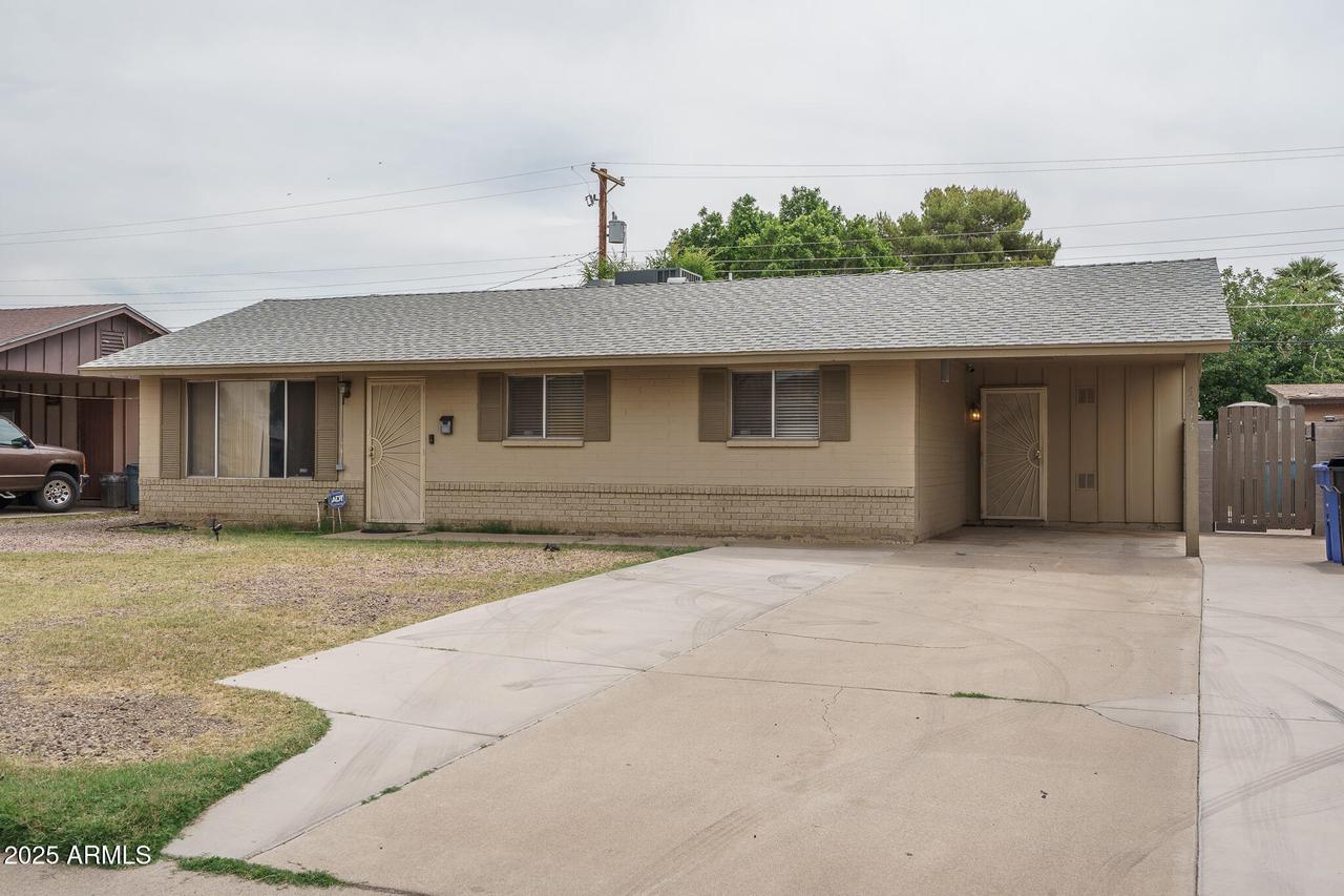 5813 N 39th Ave., Phoenix, AZ 85019
