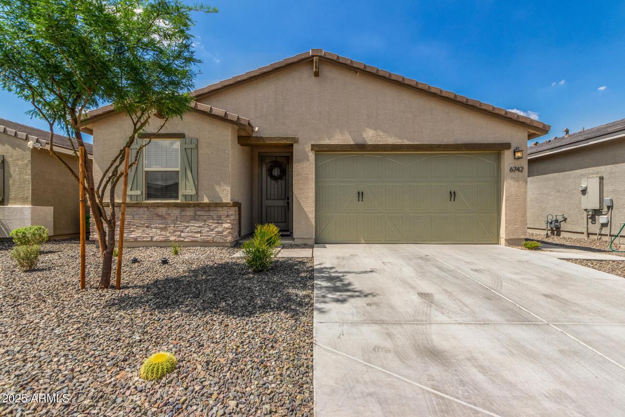 6742 W Valley View Dr., Laveen, AZ 85339