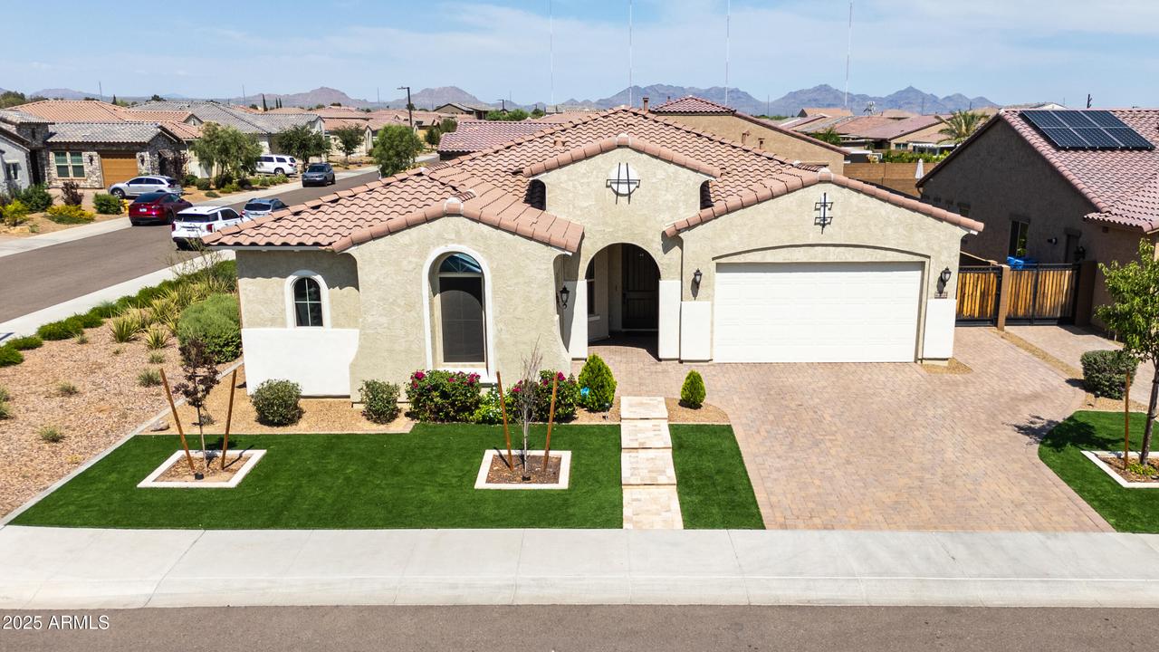 22721 N 34th St., Phoenix, AZ 85050