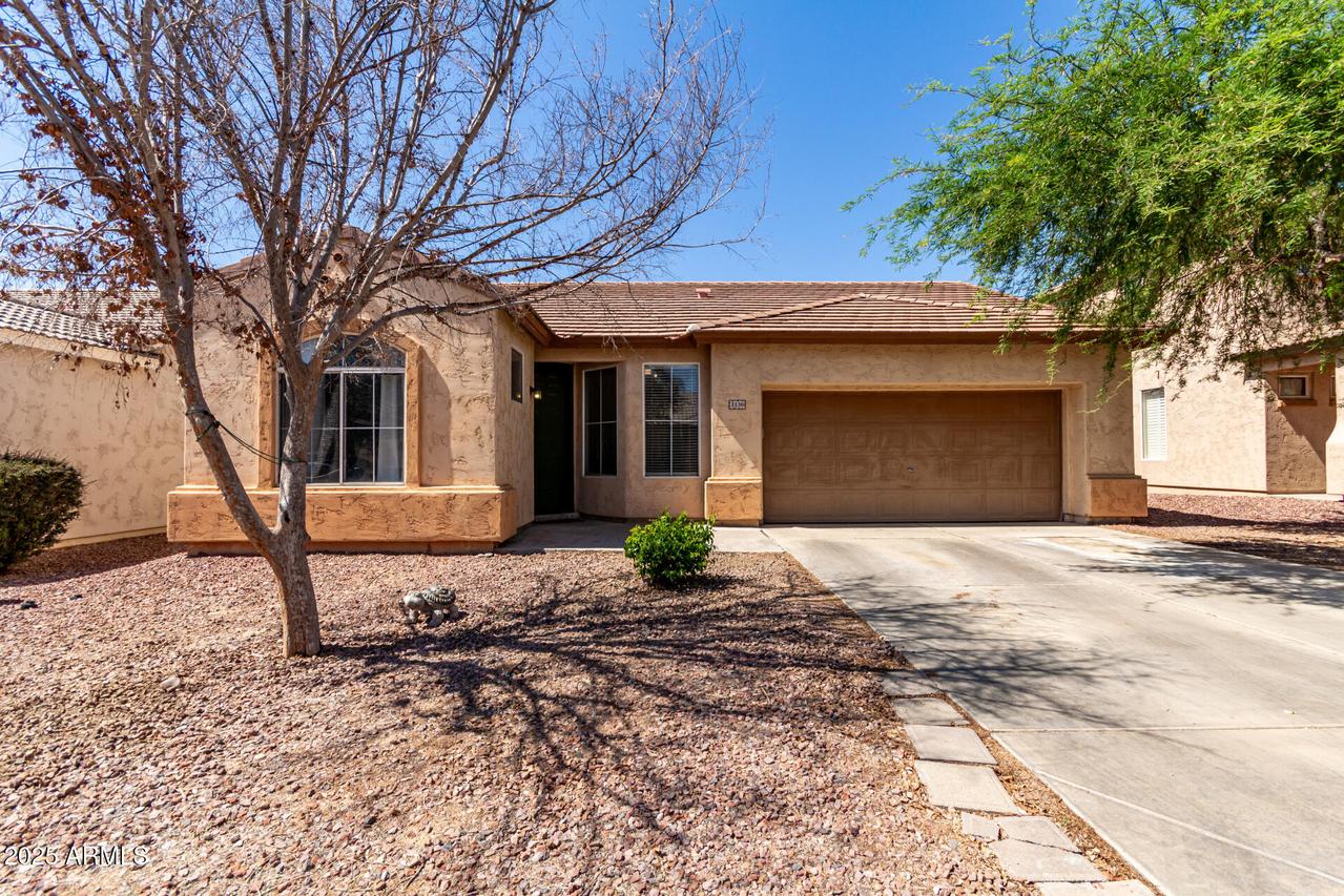 1130 E Ferrara St., San Tan Valley, AZ 85140