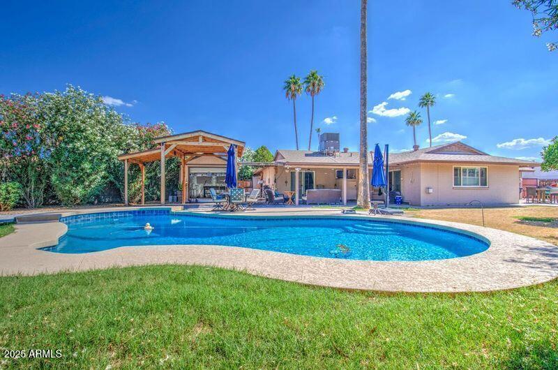 5119 N 87th St., Scottsdale, AZ 85250