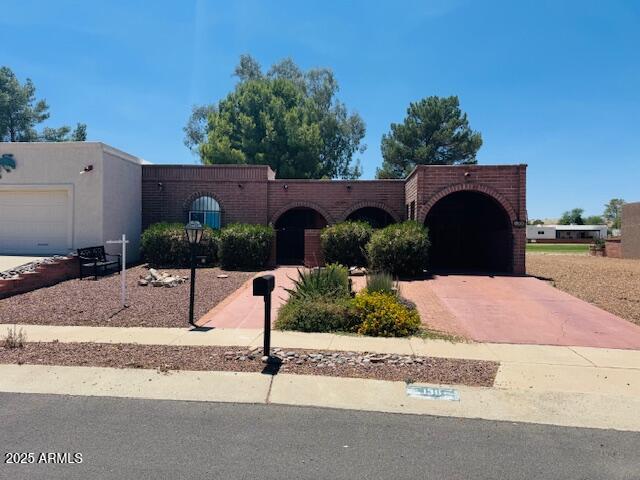 136 E Paseo De Golf, Green Valley, AZ 85614