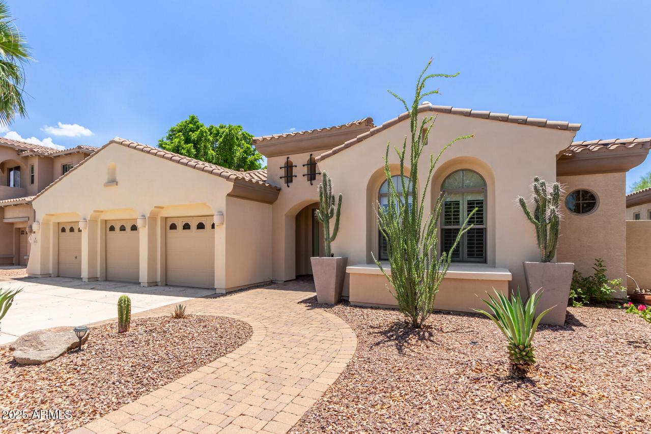 915 W Orchard Ln., Litchfield Park, AZ 85340