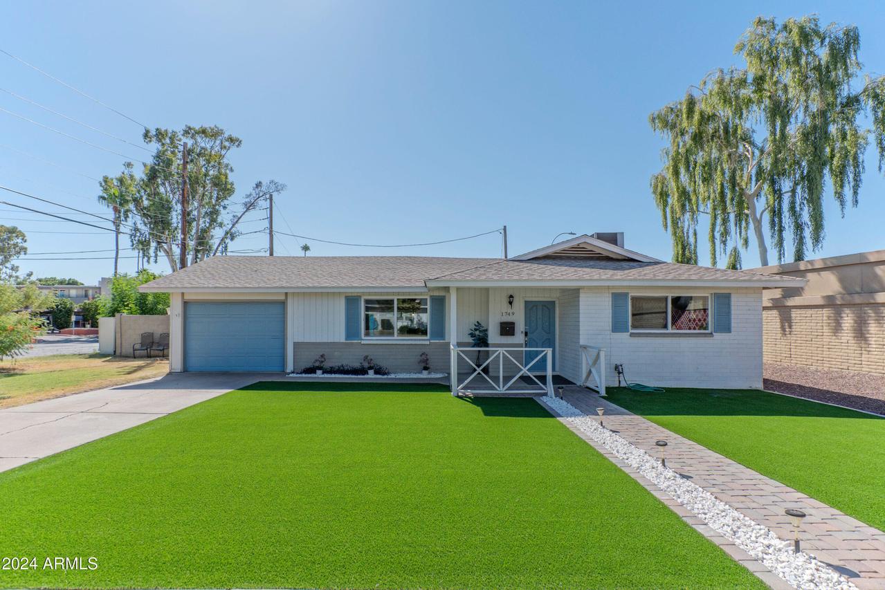 1749 E Medlock Dr., Phoenix, AZ 85016