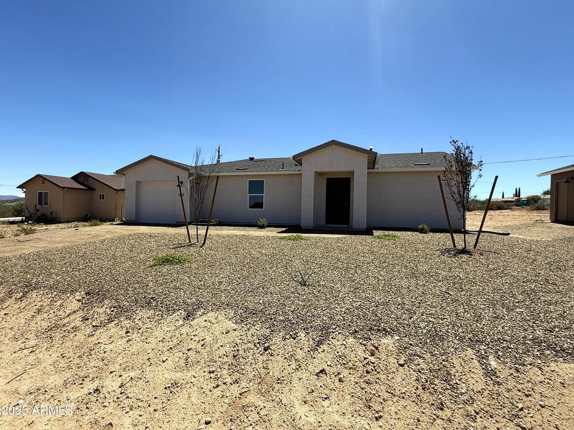 20601 E Hereford Dr., Mayer, AZ 86333