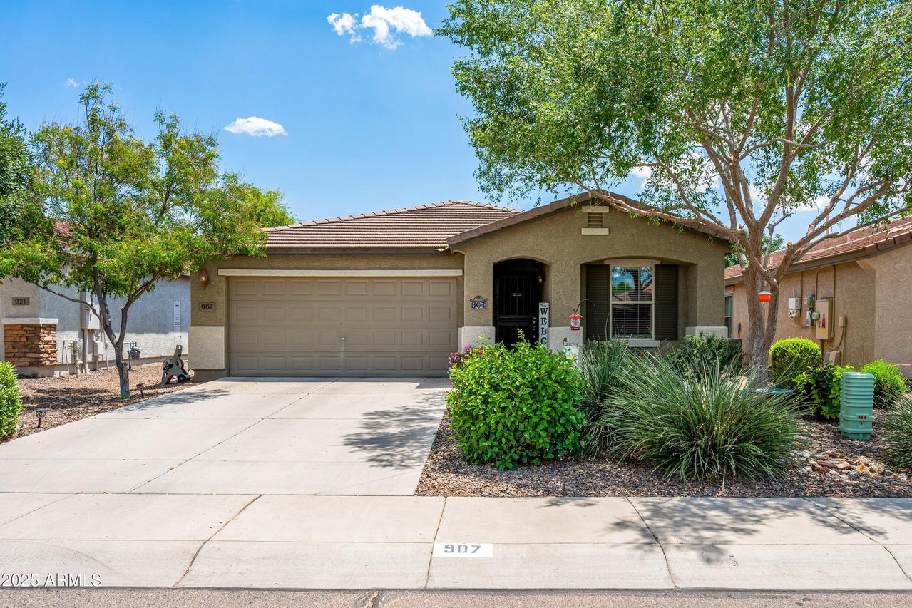 907 E Kelsi Ave., San Tan Valley, AZ 85140