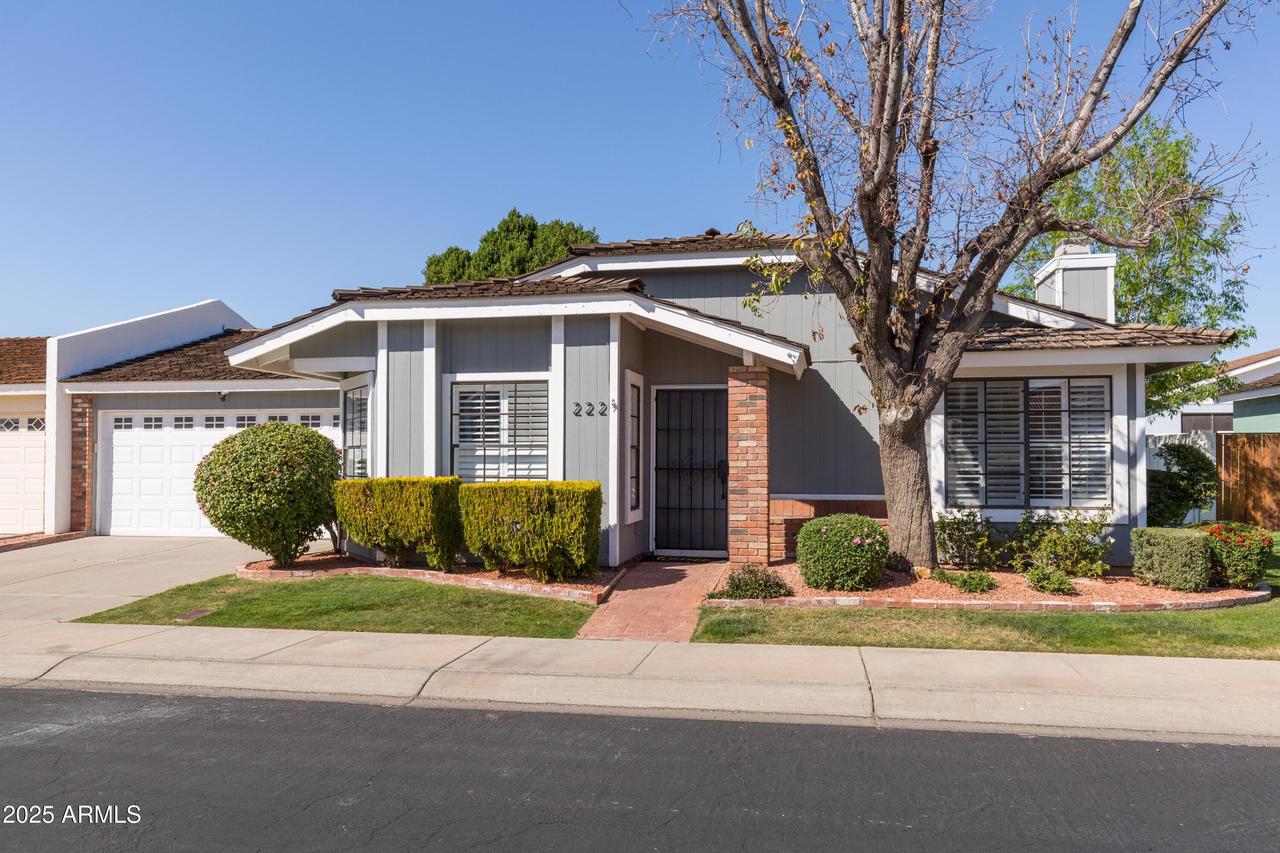 222 E Danbury Rd., Phoenix, AZ 85022