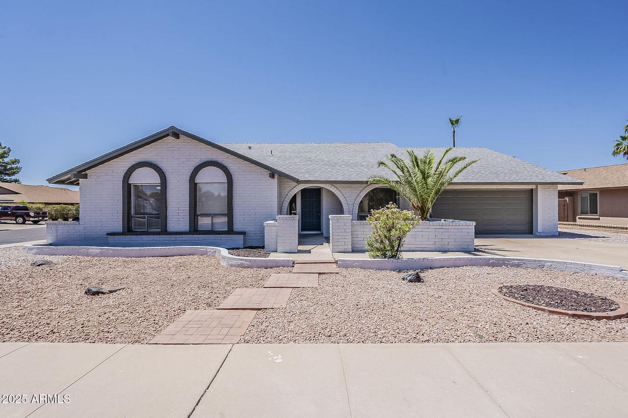 2307 W Nido Ave., Mesa, AZ 85202