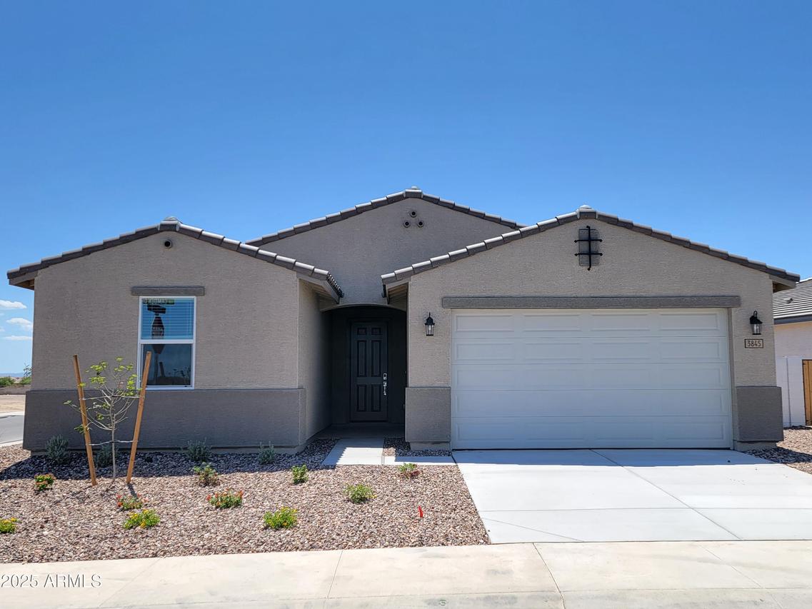 3845 N Camden Dr., Florence, AZ 85132