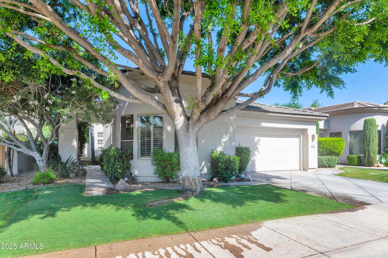 8760 N 73rd Way, Scottsdale, AZ 85258