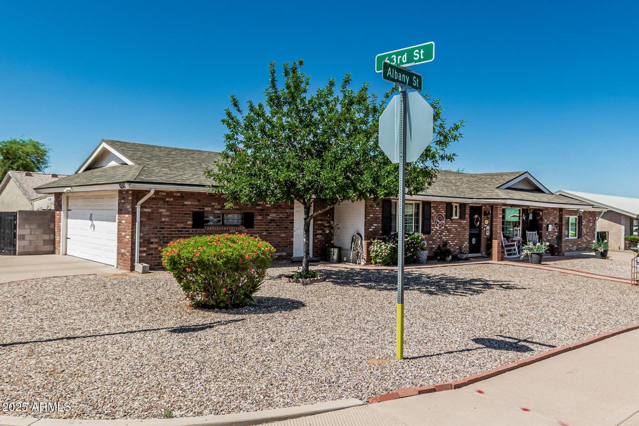 6247 E Albany St., Mesa, AZ 85205