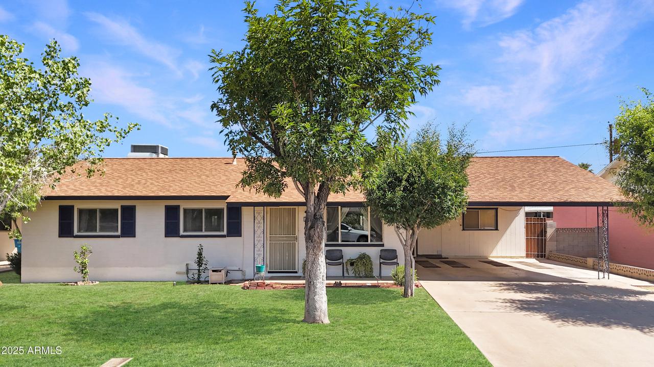4122 W Las Palmaritas Dr., Phoenix, AZ 85051