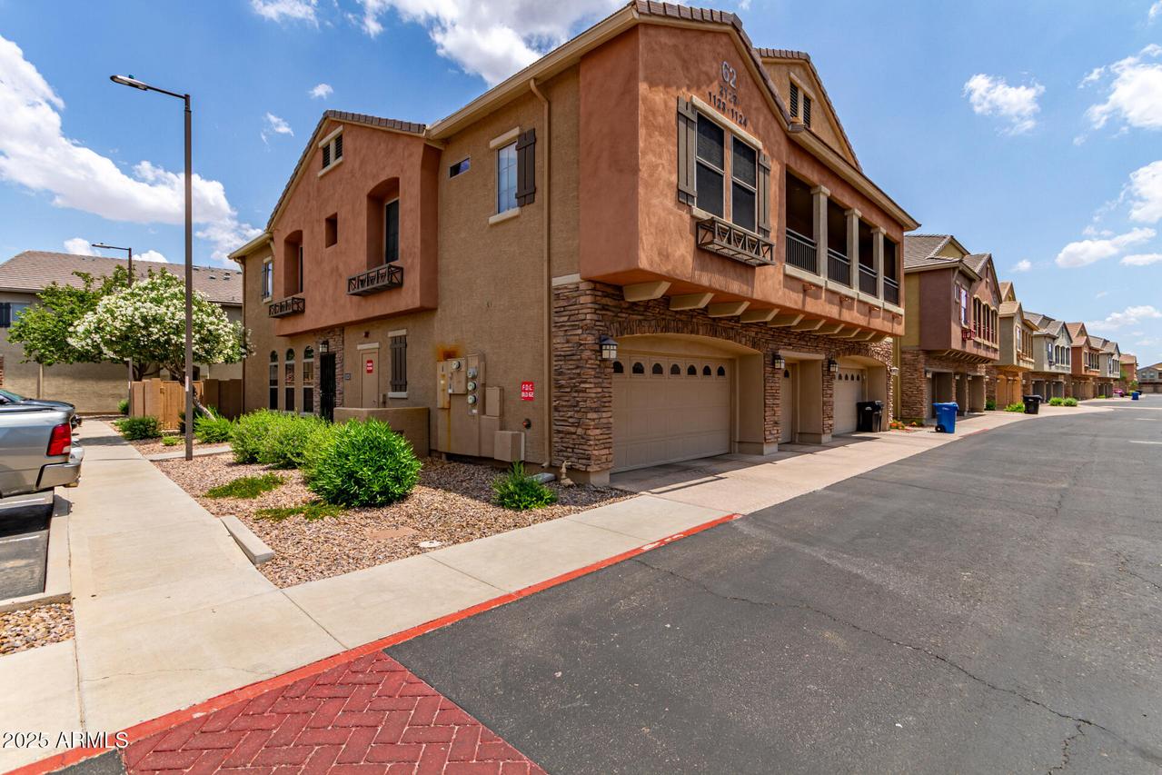 1350 S Greenfield Rd. #1123, Mesa, AZ 85206