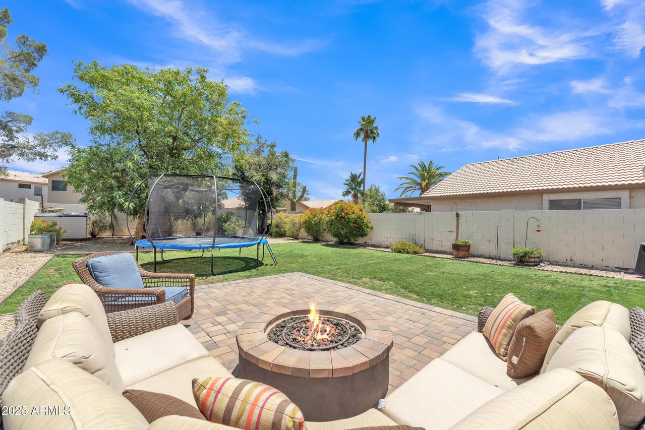 17425 N 1st Dr., Phoenix, AZ 85023