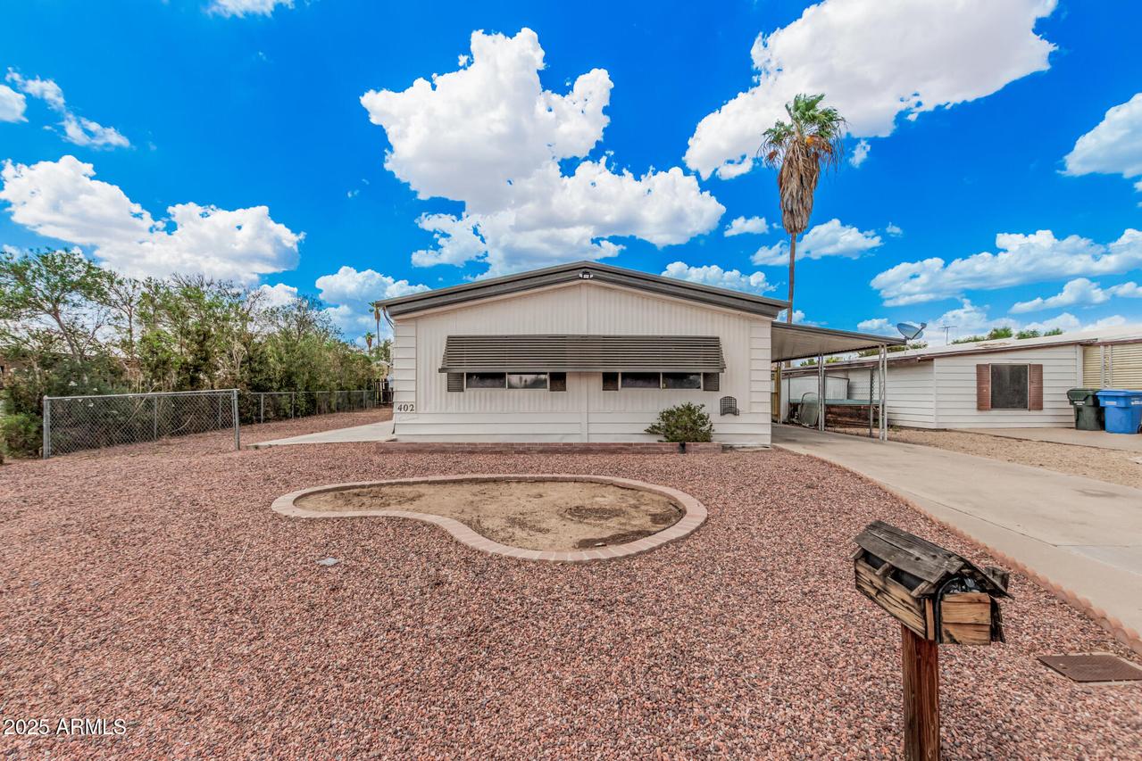 402 E Charleston Ave., Phoenix, AZ 85022