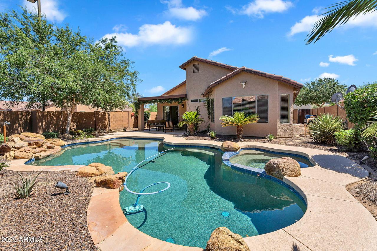24886 W Huntington Dr., Buckeye, AZ 85326