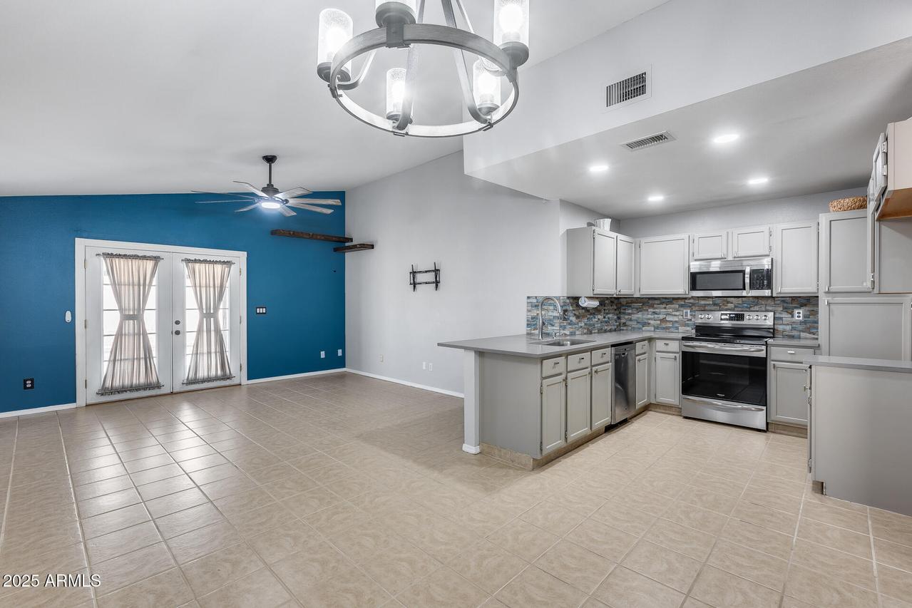 3178 W Williams Dr., Phoenix, AZ 85027