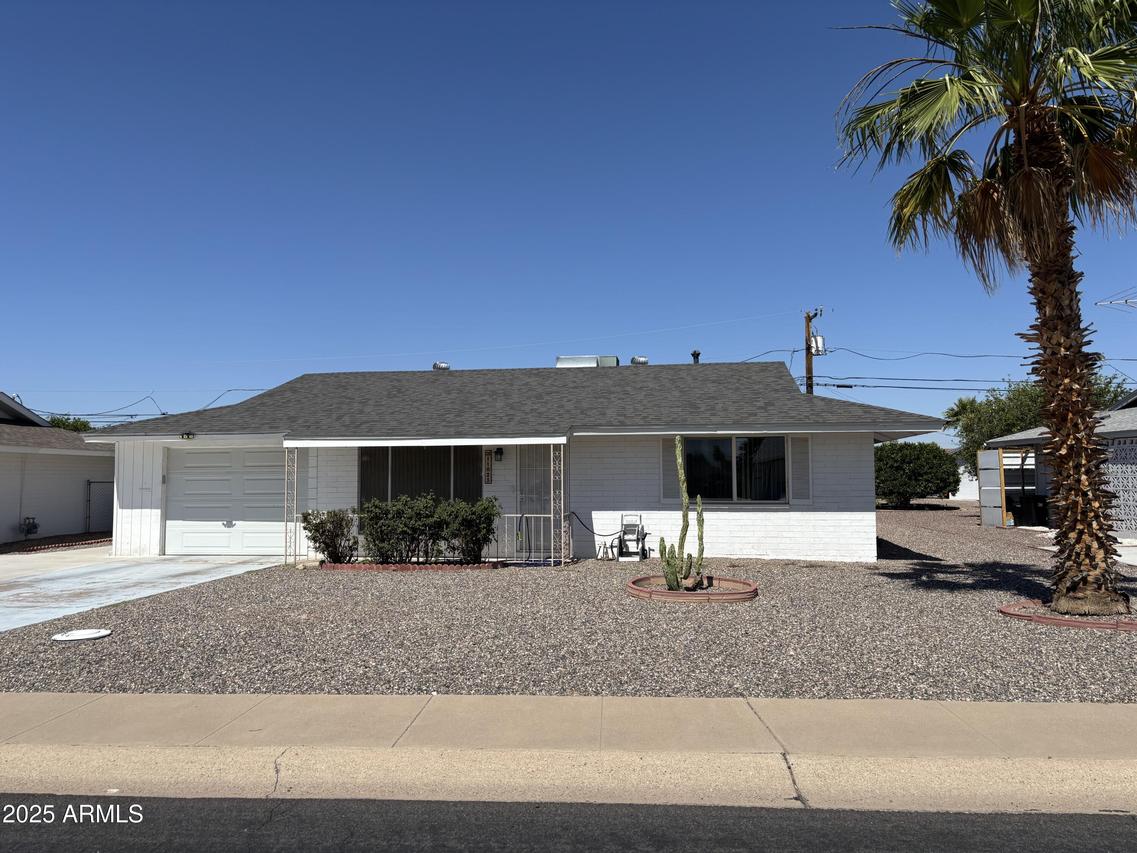 11025 W Cherry Hills Dr., Sun City, AZ 85351