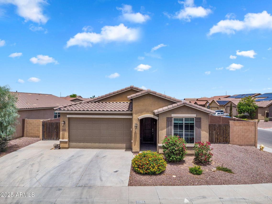 2264 W Arroyo Way, San Tan Valley, AZ 85144