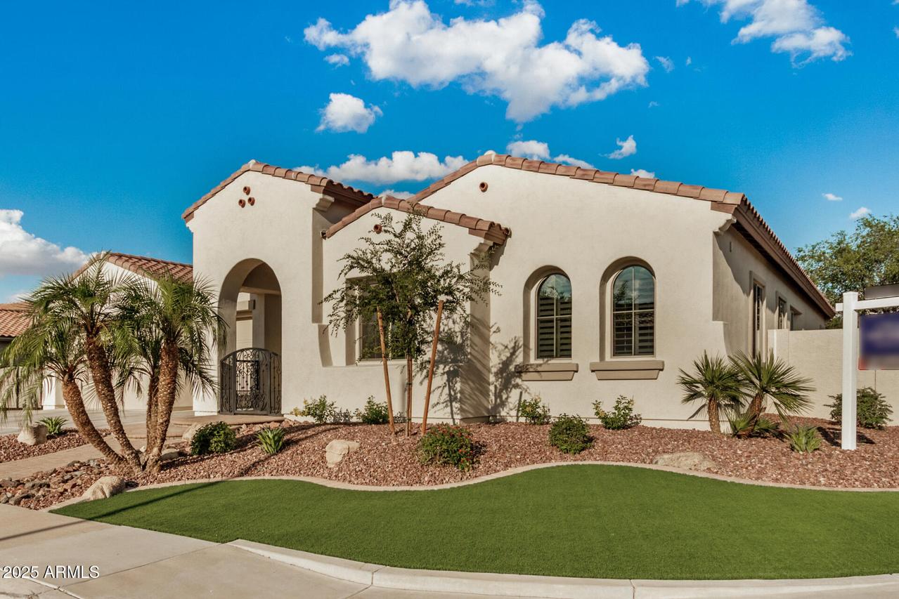 4453 S Huachuca Way, Chandler, AZ 85249
