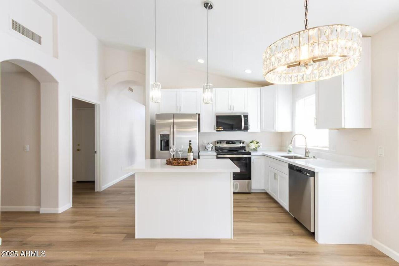 8343 W Audrey Ln., Peoria, AZ 85382