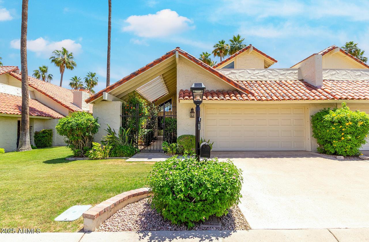 7115 E Buena Terra Way, Paradise Valley, AZ 85253