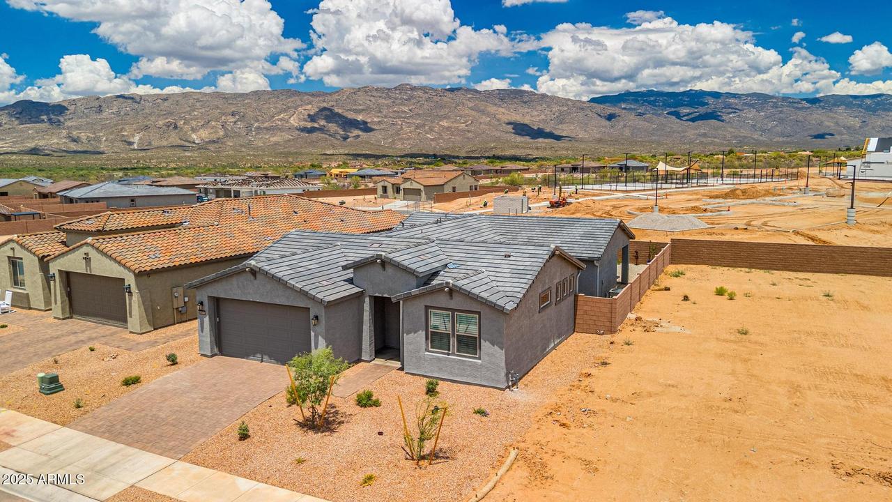 8077 S Sonoran Oak Dr., Tucson, AZ 85741