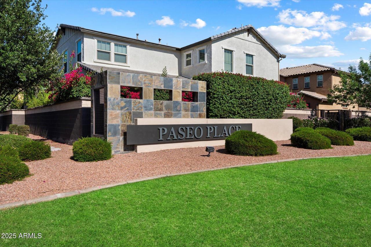 203 E Roadrunner Dr., Chandler, AZ 85286