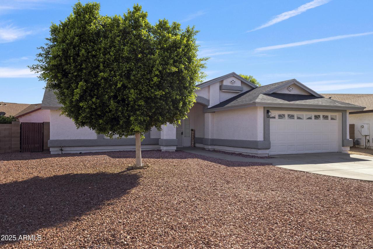 8620 W Denton Ln., Glendale, AZ 85305