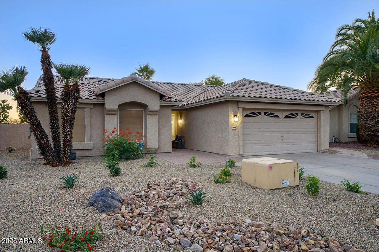 19906 N 76th Ave., Glendale, AZ 85308