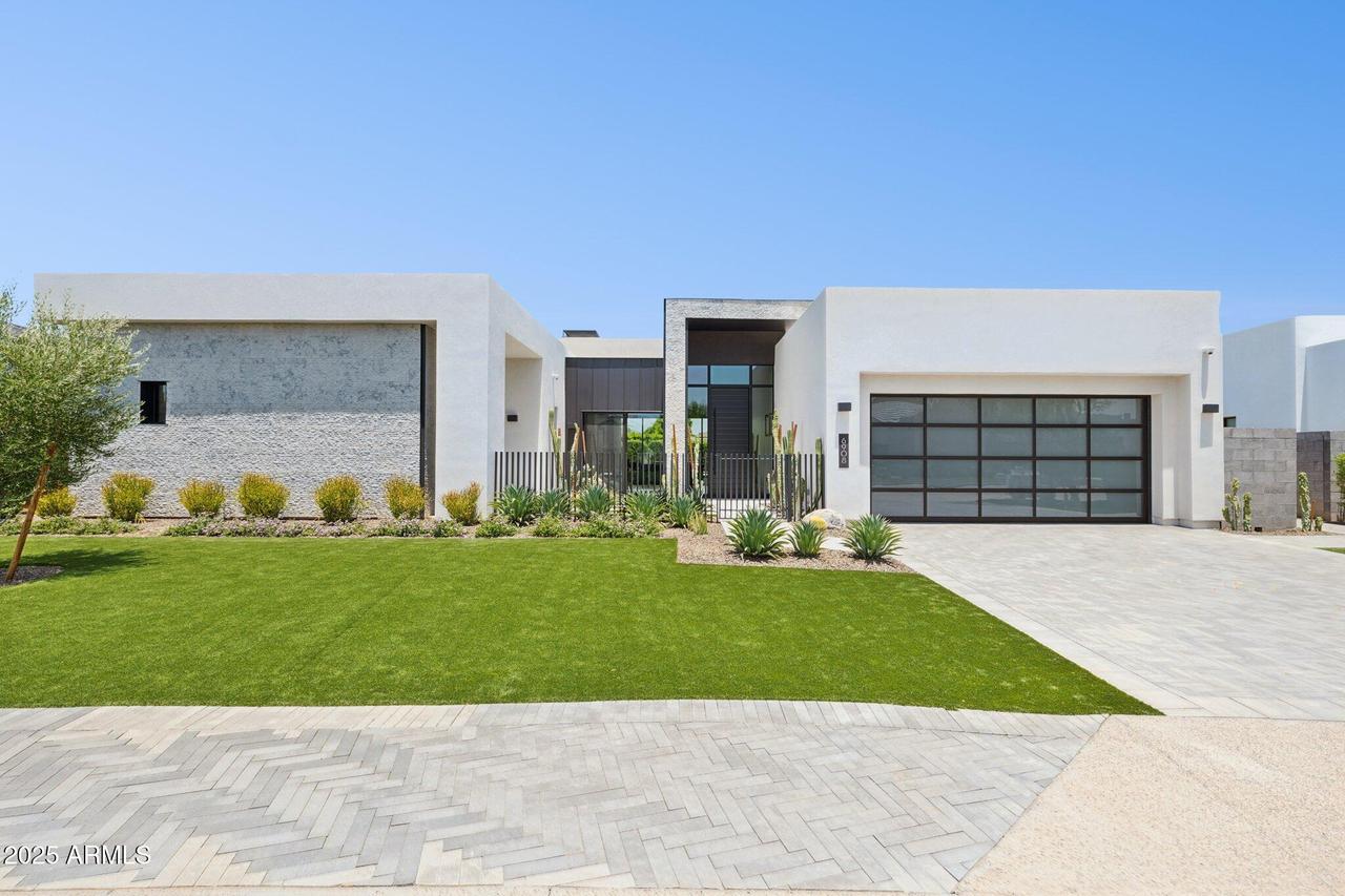 6908 E Cactus Wren Rd., Paradise Valley, AZ 85253