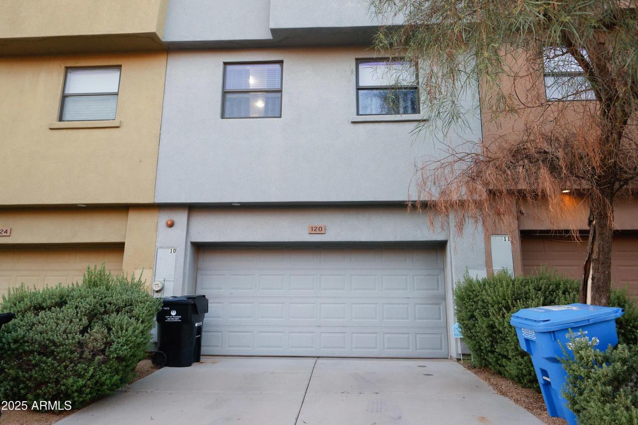 120 W Milada Dr., Phoenix, AZ 85041