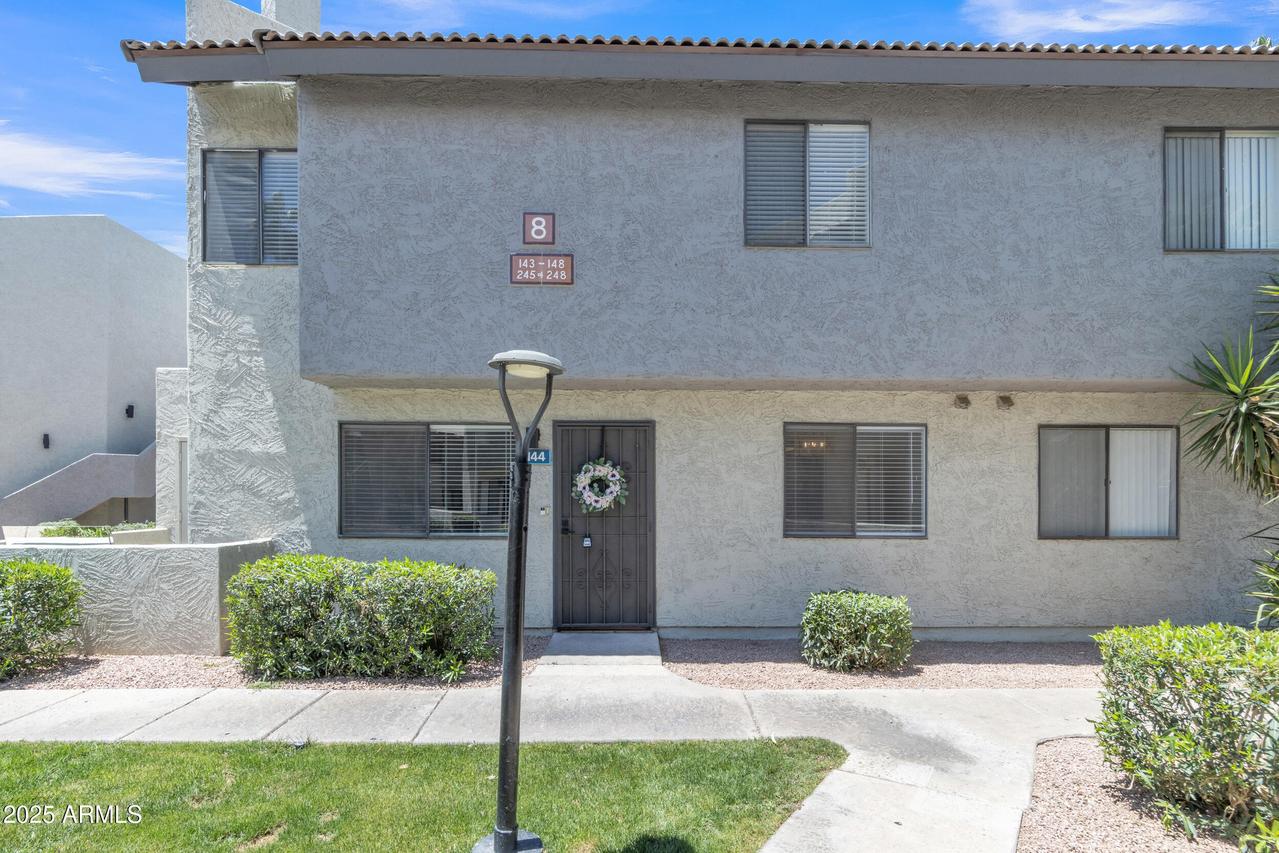745 N Dobson Rd. #144, Mesa, AZ 85201