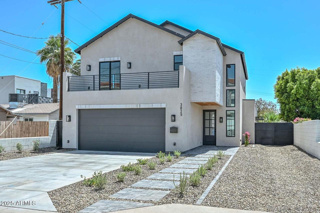 3831 N 8th St., Phoenix, AZ 85014