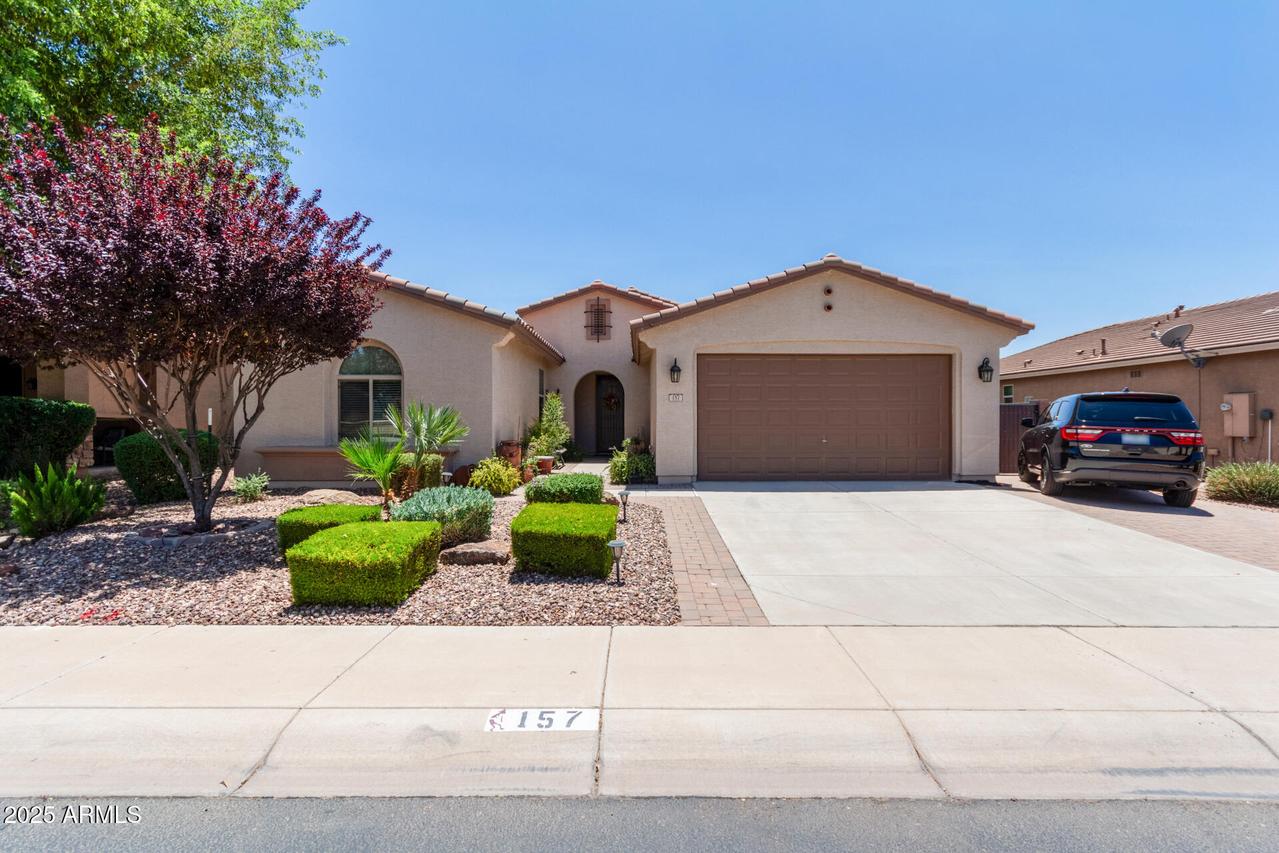 157 W Leatherwood Ave., San Tan Valley, AZ 85140