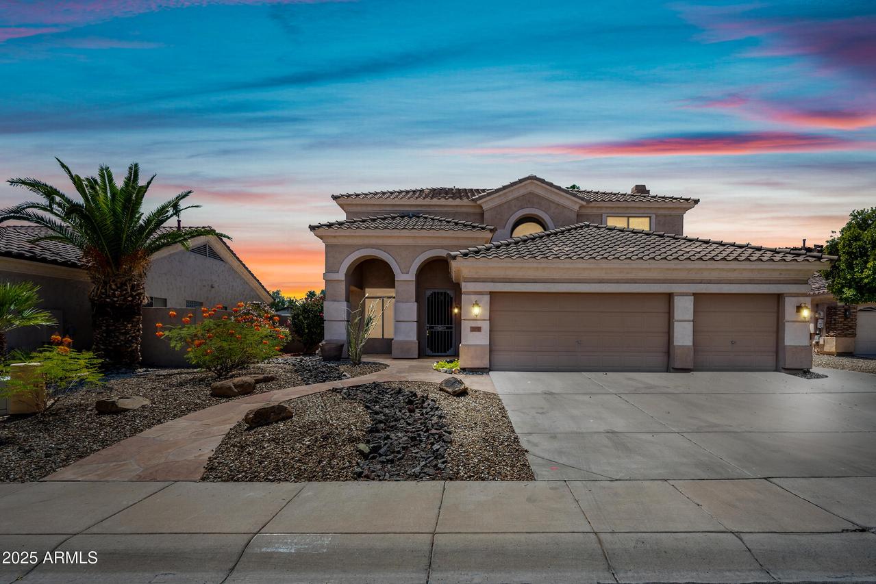 16608 S 16th Ave., Phoenix, AZ 85045