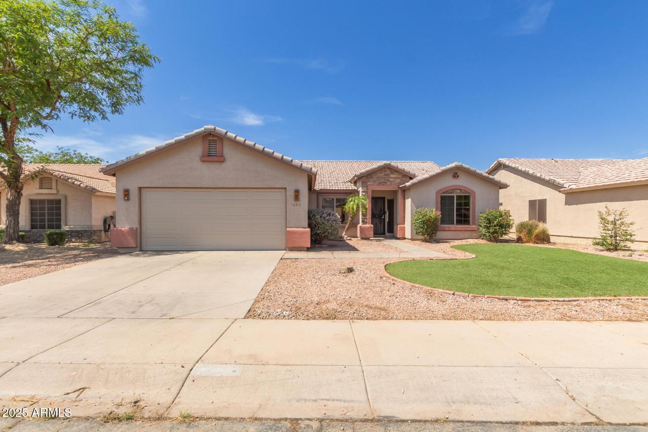 1642 E Desert Ln., Phoenix, AZ 85042