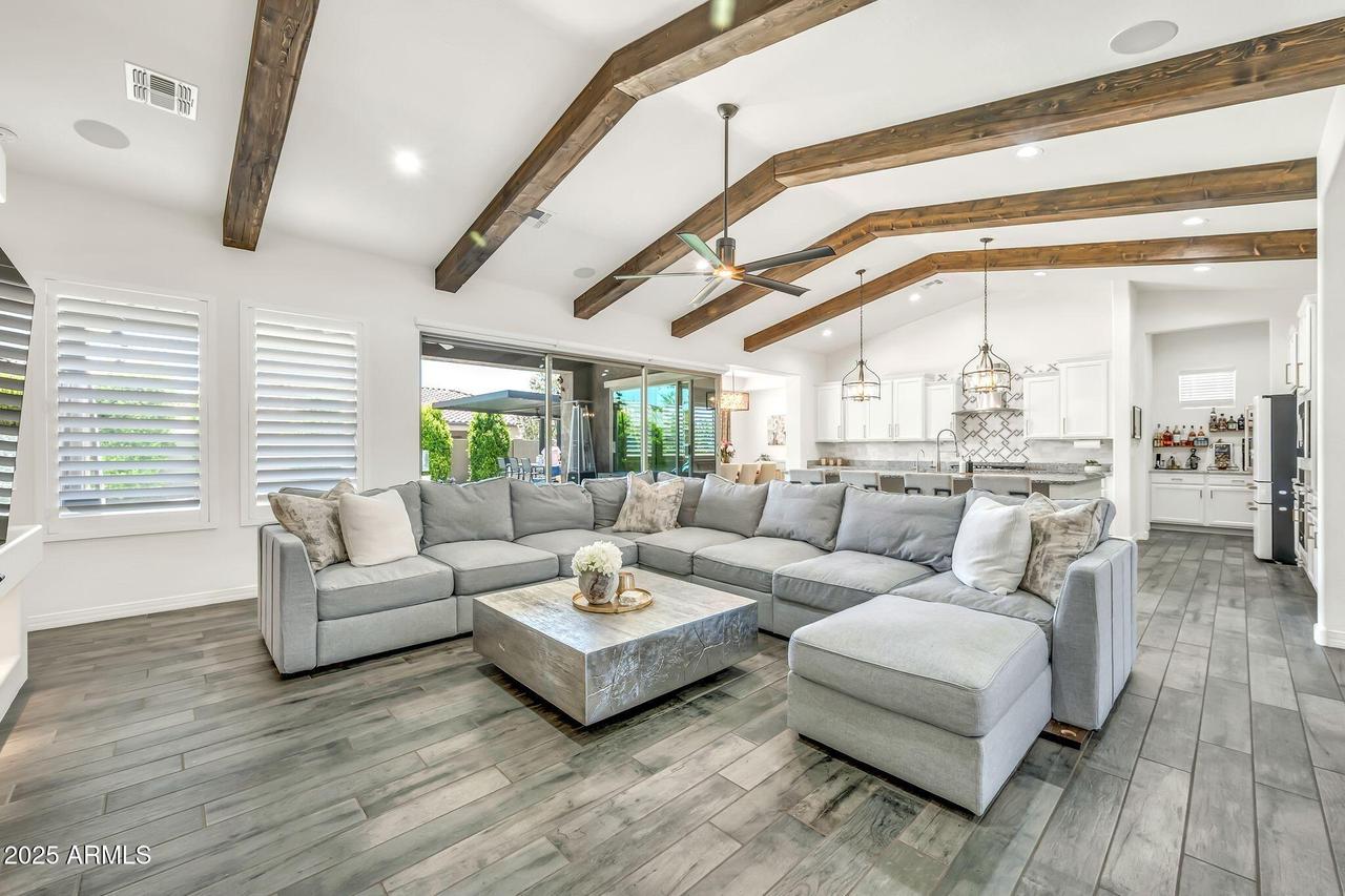 9963 E Strobe Ave., Mesa, AZ 85212