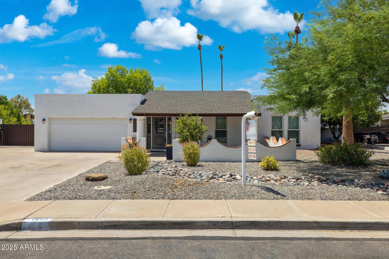 1452 E Gary St., Mesa, AZ 85203