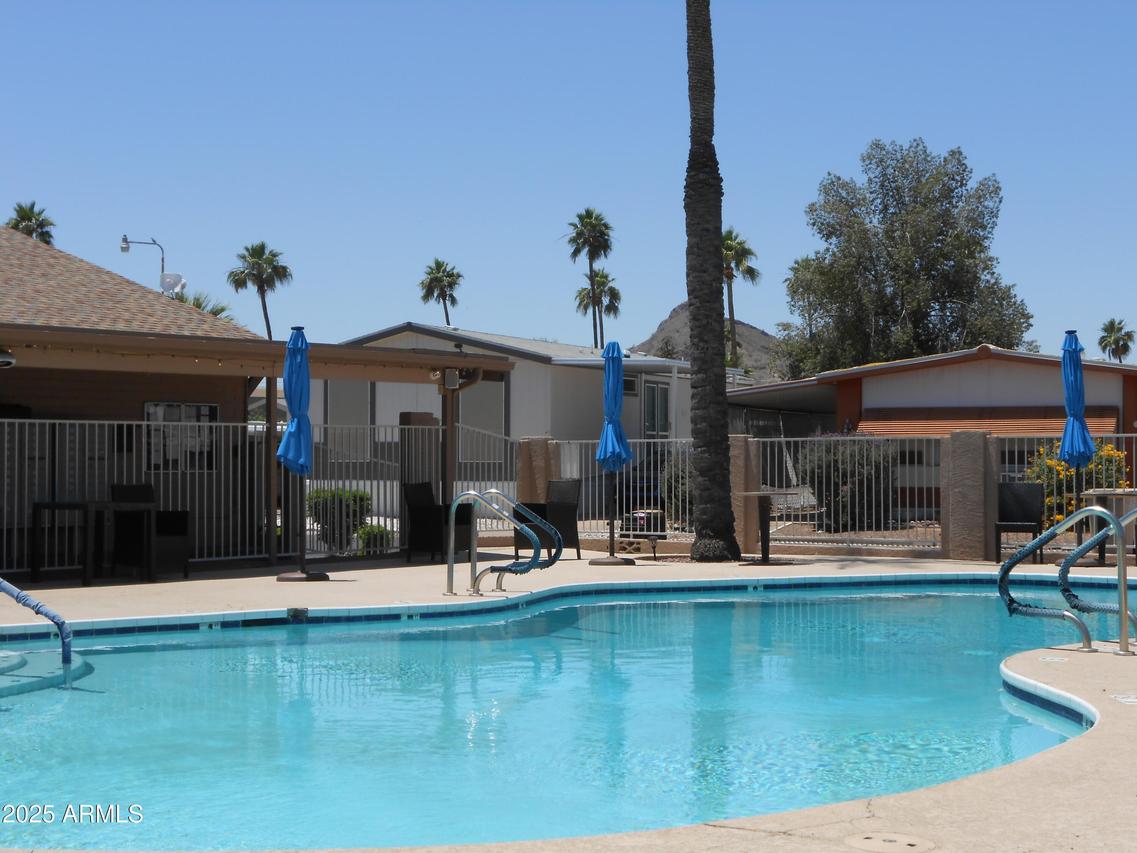 16225 N Cave Creek Rd. ##100, Phoenix, AZ 85032