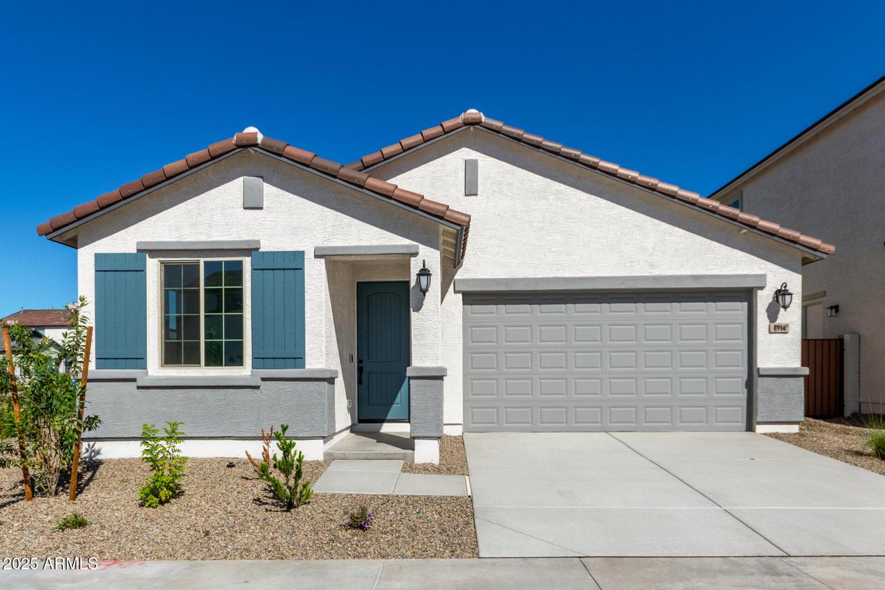 8916 E Covina St., Mesa, AZ 85207