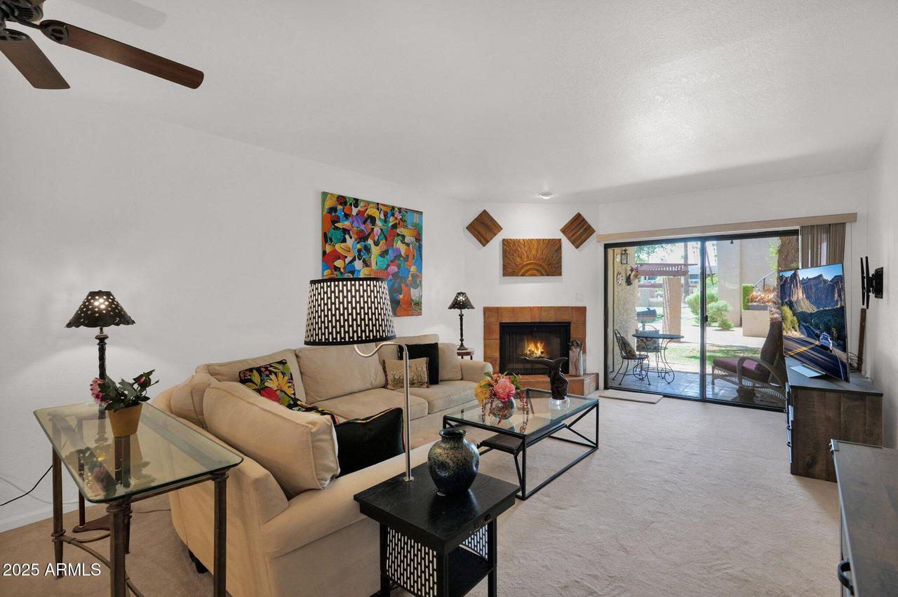 8651 E Royal Palm Rd. #121, Scottsdale, AZ 85258