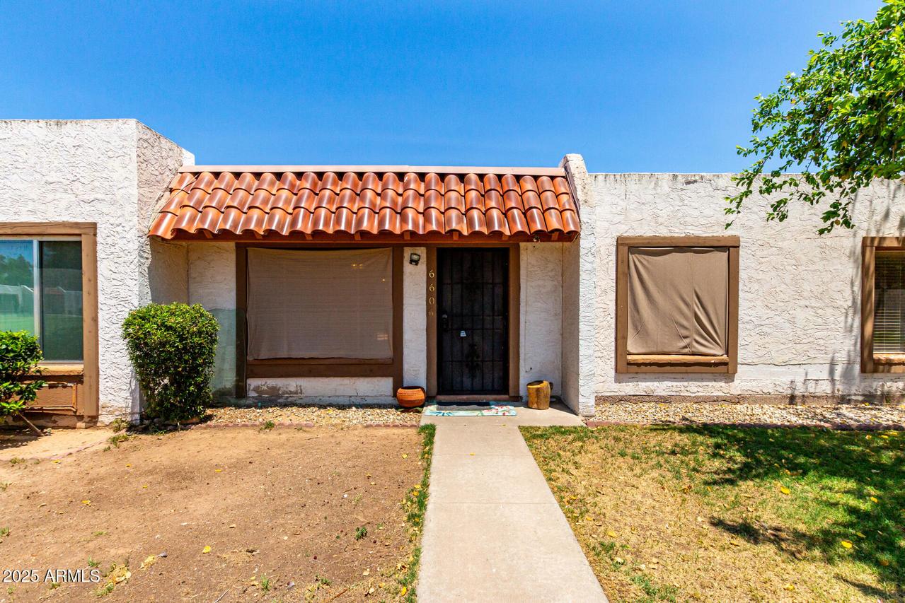 6606 N 46th Ave., Glendale, AZ 85301