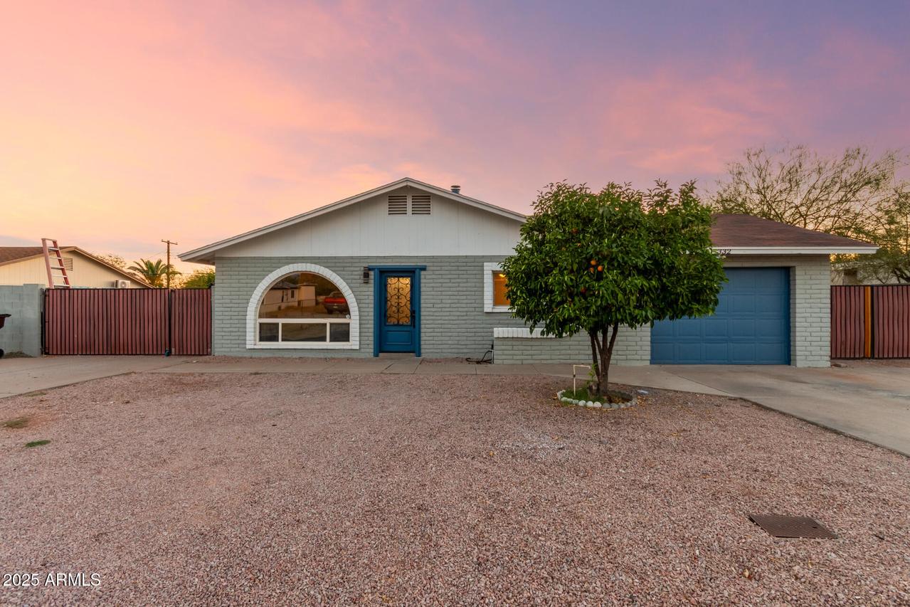 332 S 83rd Pl., Mesa, AZ 85208