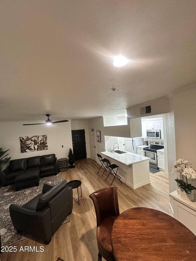 5345 E Van Buren St. #216, Phoenix, AZ 85008