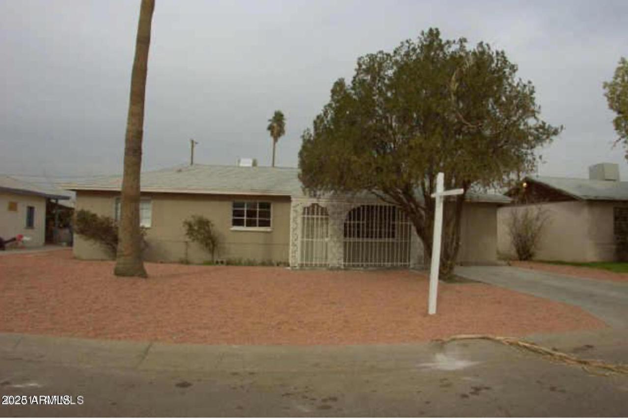 1856 E Mobile Ln., Phoenix, AZ 85040